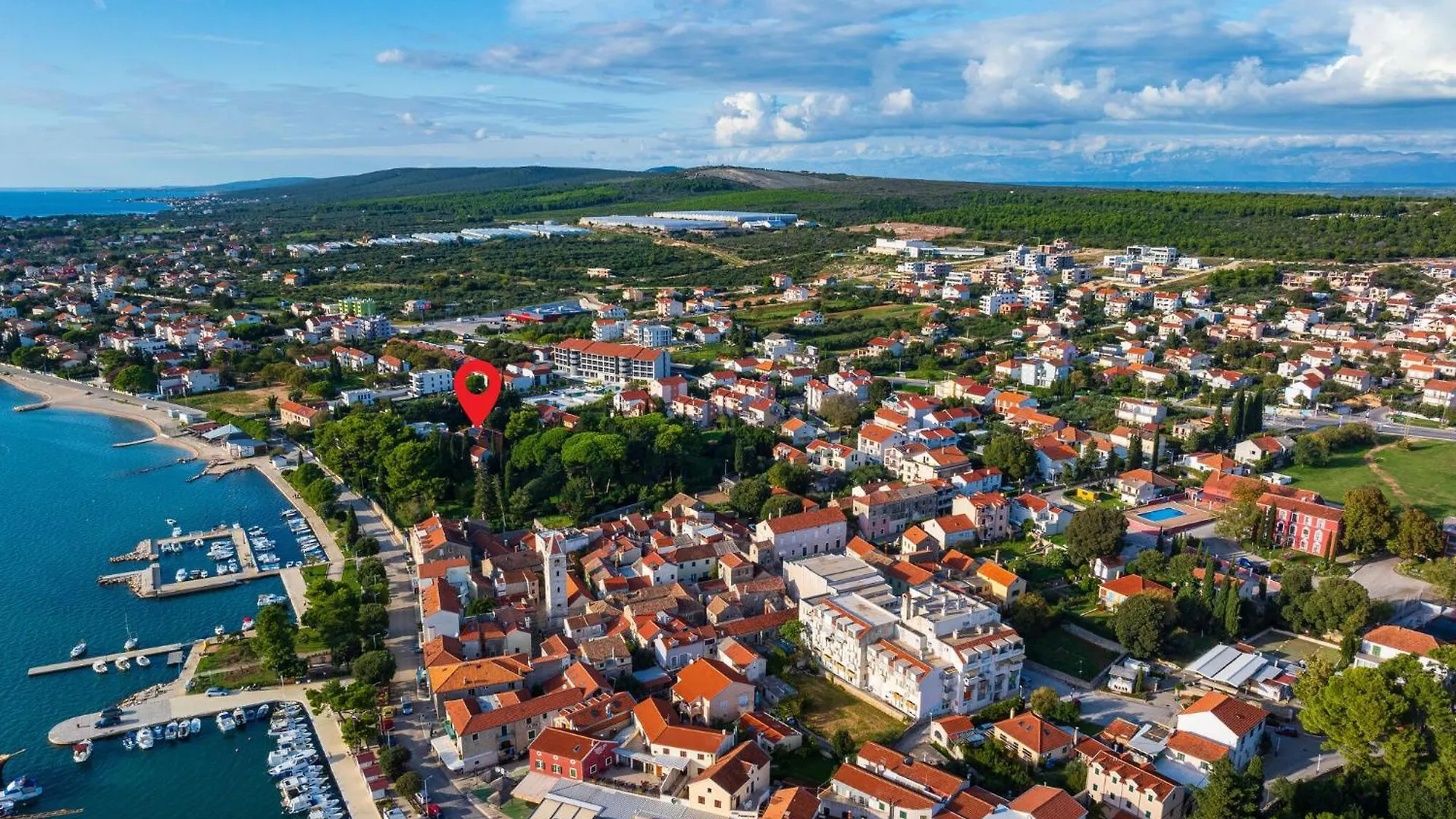 Beautiful Apartment In Sveti Filip I Jakov location
