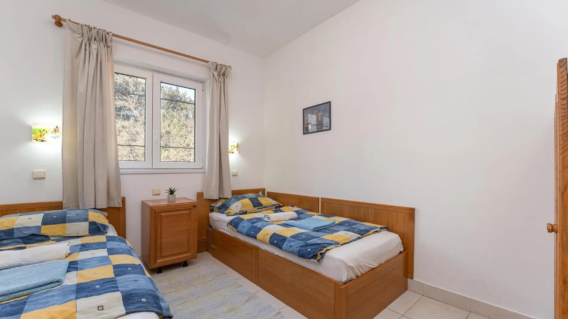 Beautiful Apartment In 스베티필립아이자코브 0*,