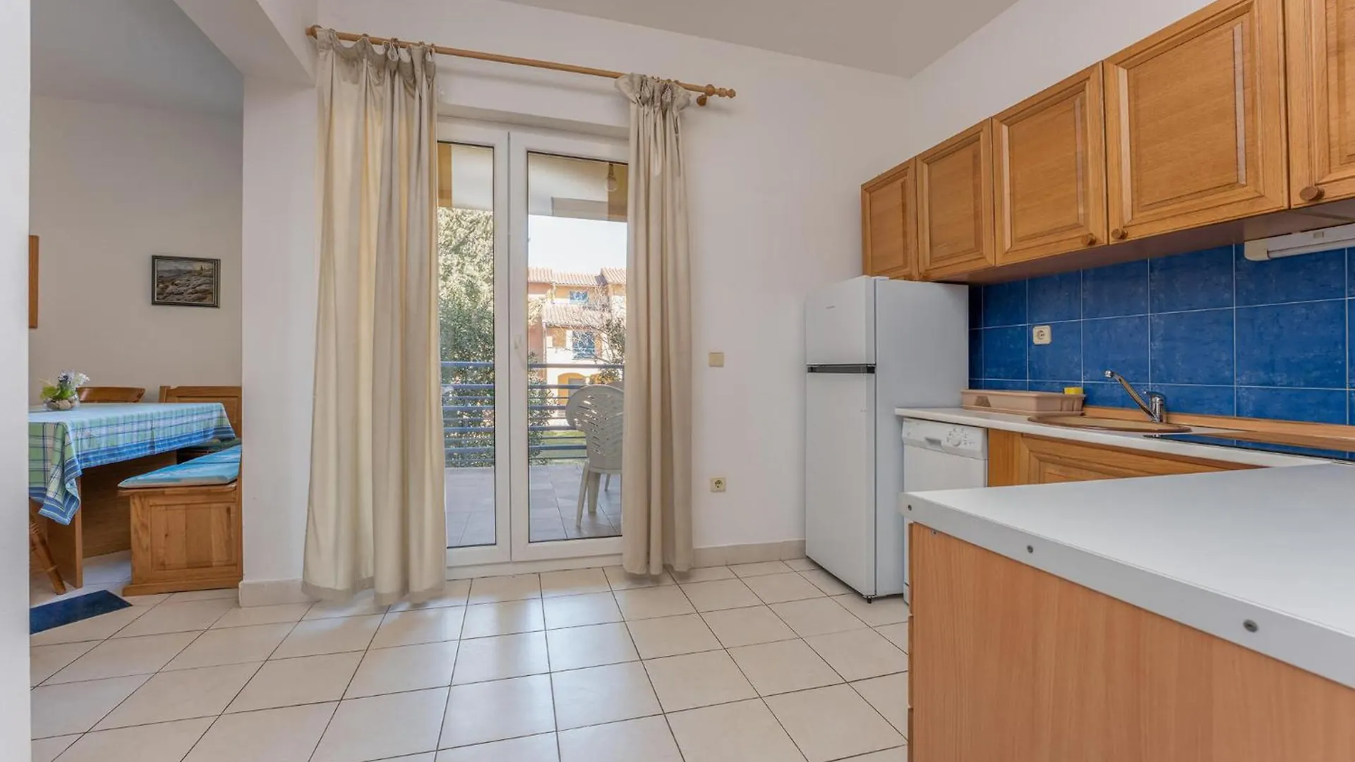 Beautiful Apartment In 스베티필립아이자코브